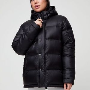 Black Aritzia Super Puff (L)